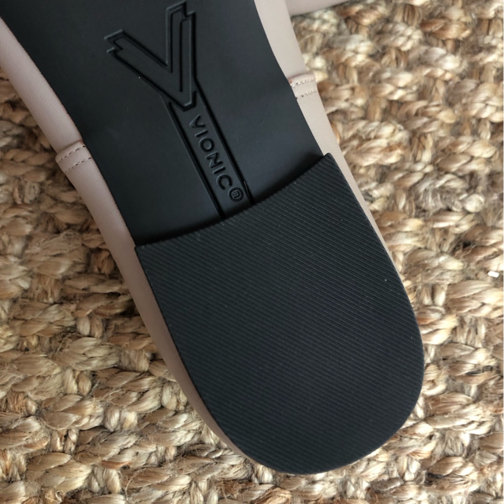 New: Vionic Orinda Flat in Putty Leather. Size 39 Narrow - Picture 12 of 16